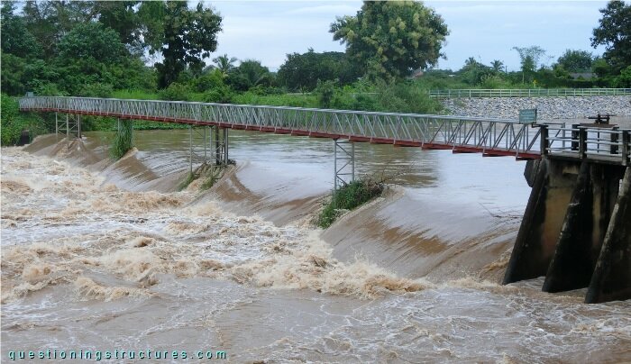 Bridge during a high river discharge